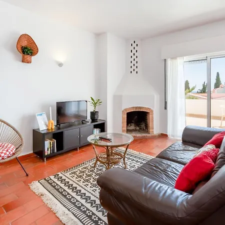 Sweet 1 Bdr W/ Balcony By Lovelystay Porches (Algarve)