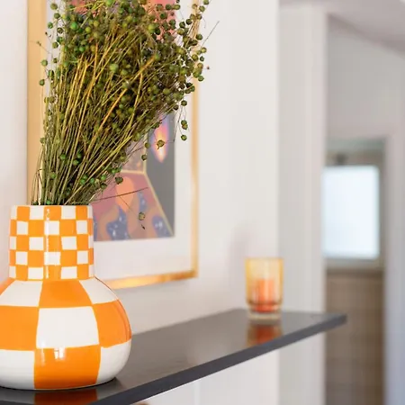 Apartment Sweet 1 Bdr W/ Balcony By Lovelystay *